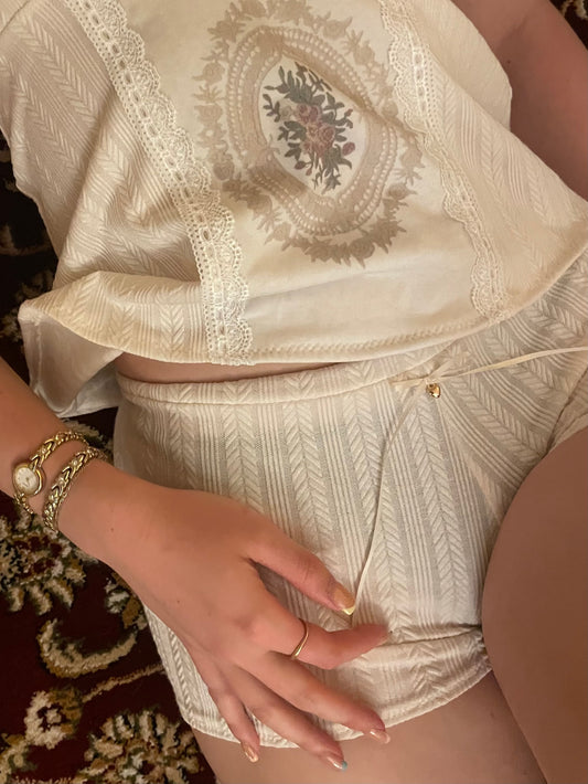 Aria mini shorts